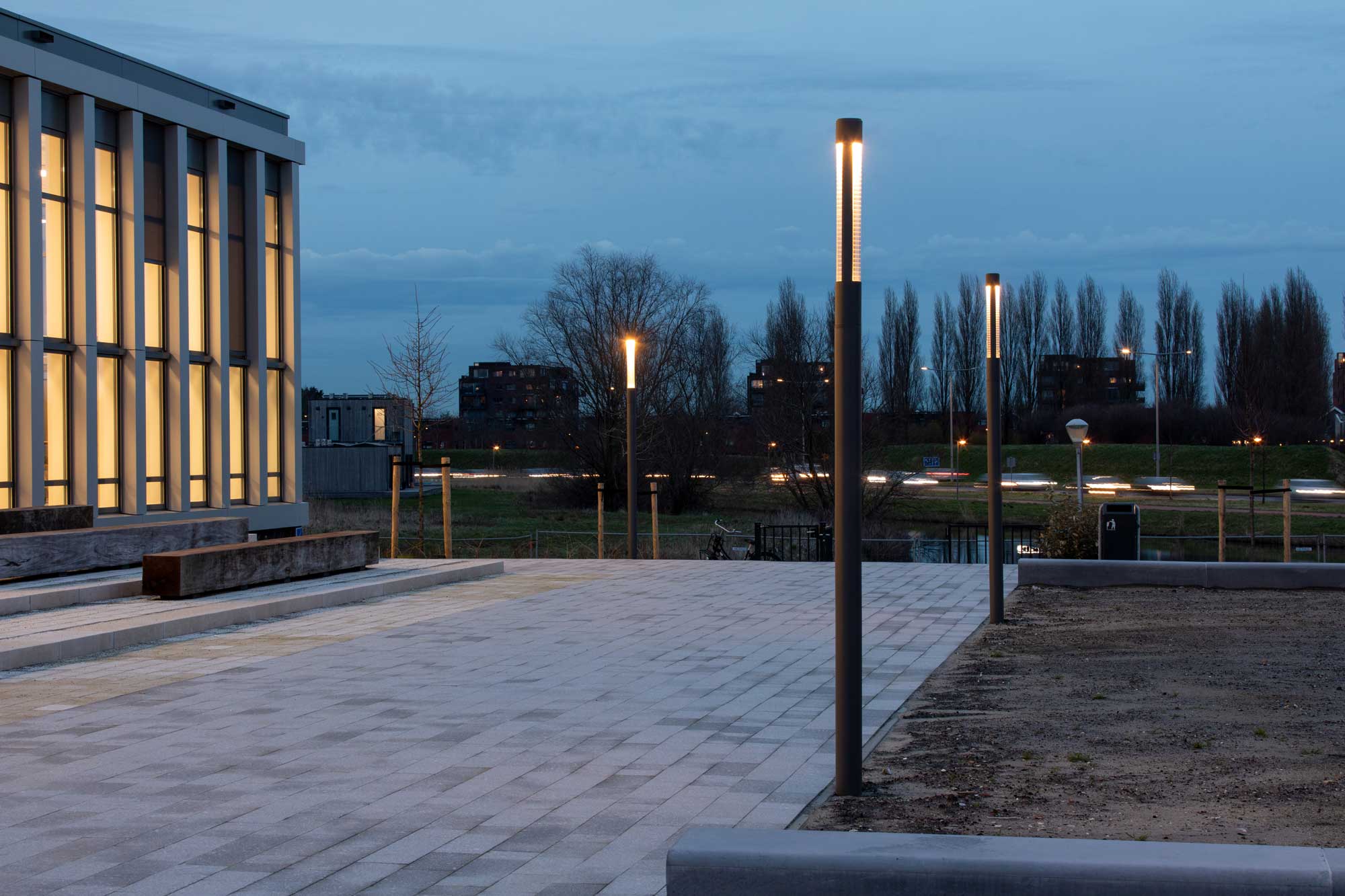 ROC Mondriaan in Leidschenveen met armatuur Dua High